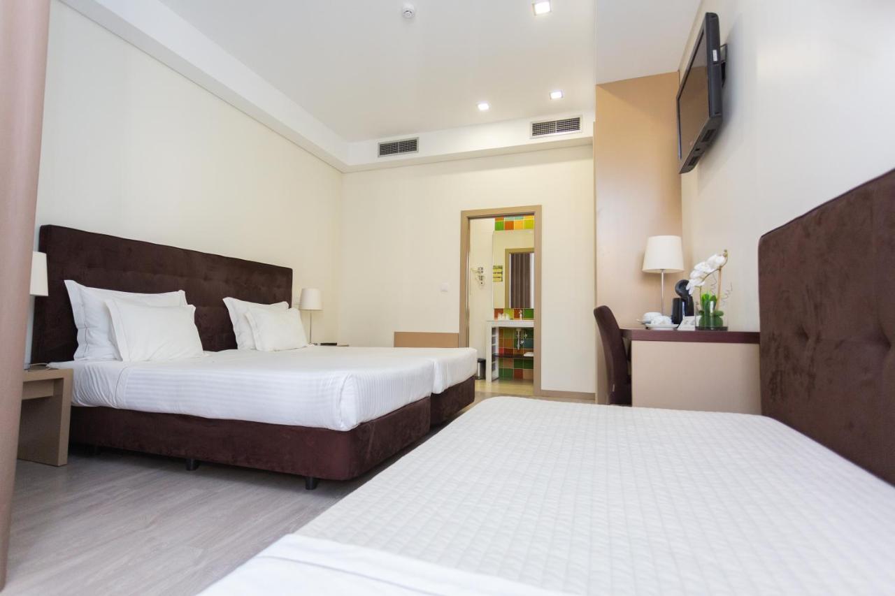 Quarto Triplo com Jardim